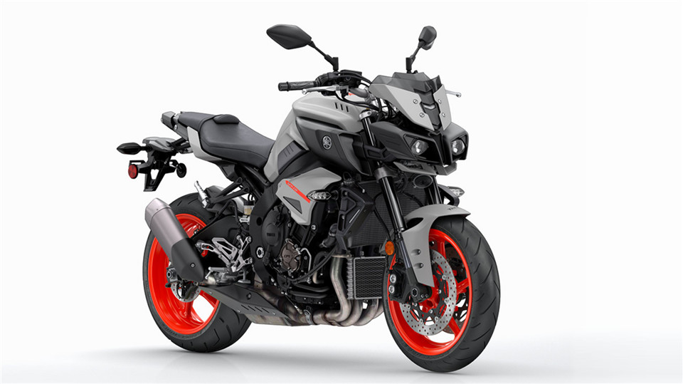 雅马哈mt-09和杜卡迪821选哪个好,雅马哈mt-09拉力版和铃木650