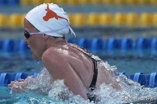 为什么蛙泳换气下沉很多,蛙泳头部出水的动作