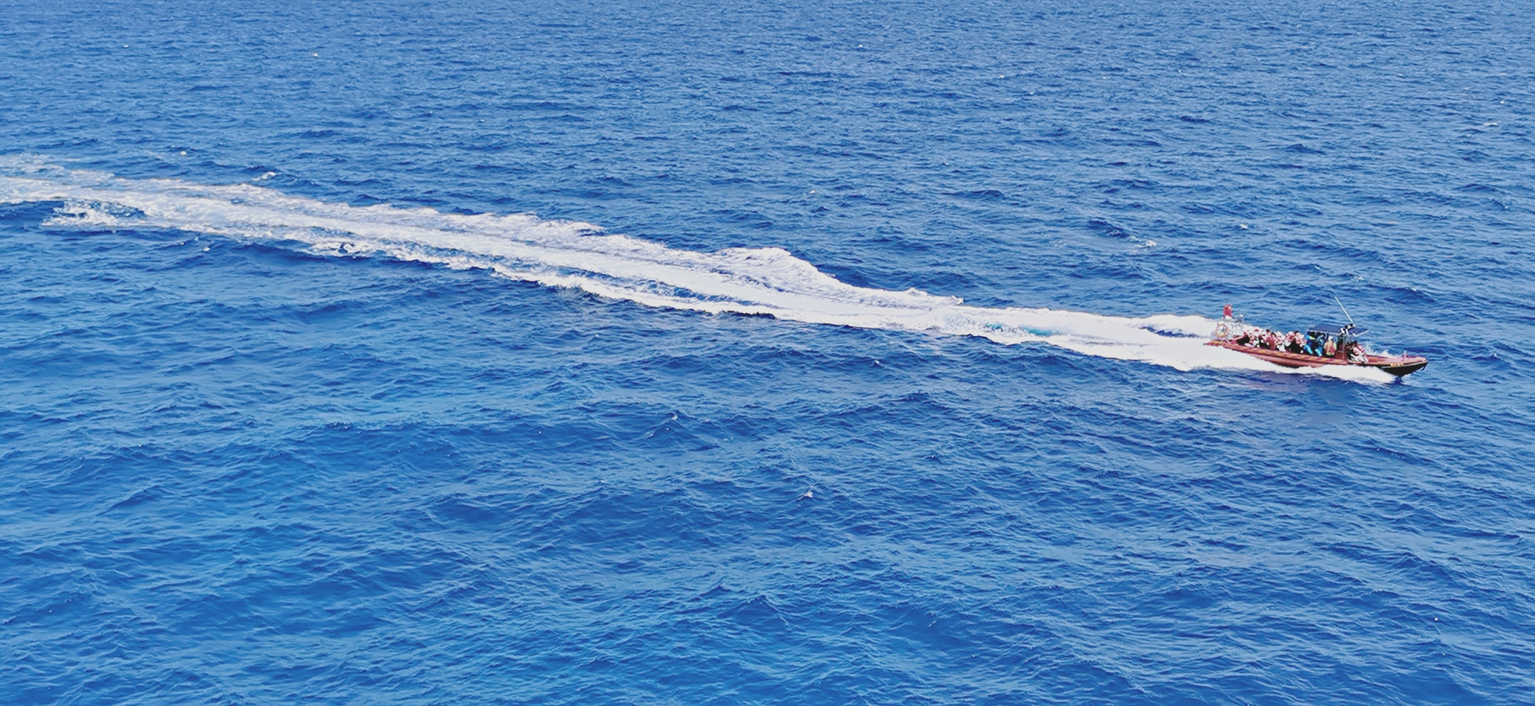 一半是海水一半是蓝天，这就是西沙群岛！我是登岛的第46066人