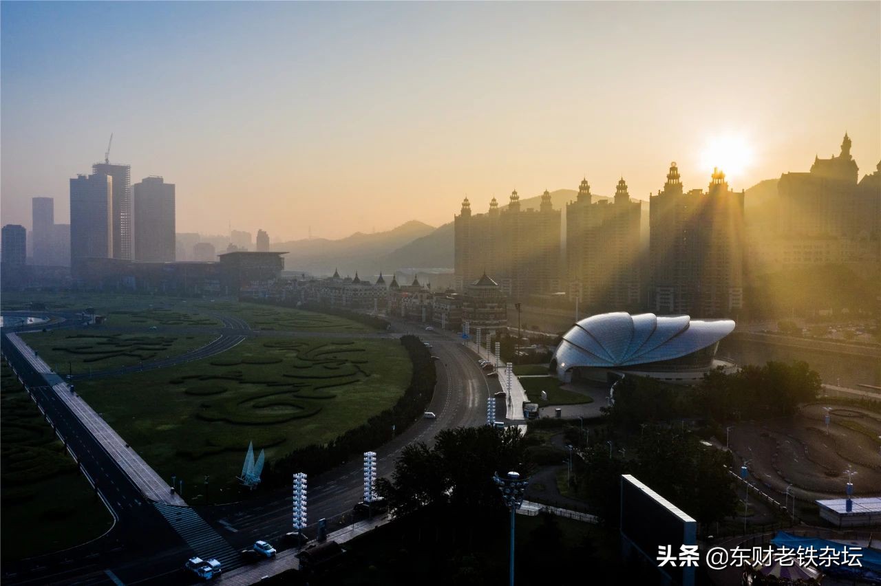 大连星海广场喷泉夜景航拍超清,航拍大连星海广场高清视频