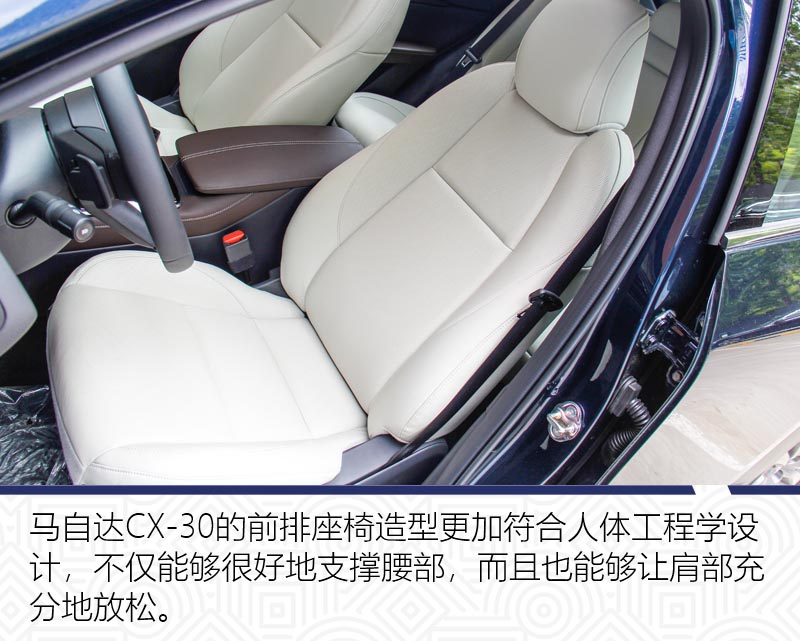 12.99万起长安马自达cx-30上市,马自达cx-30为什么铂钢灰贵2000