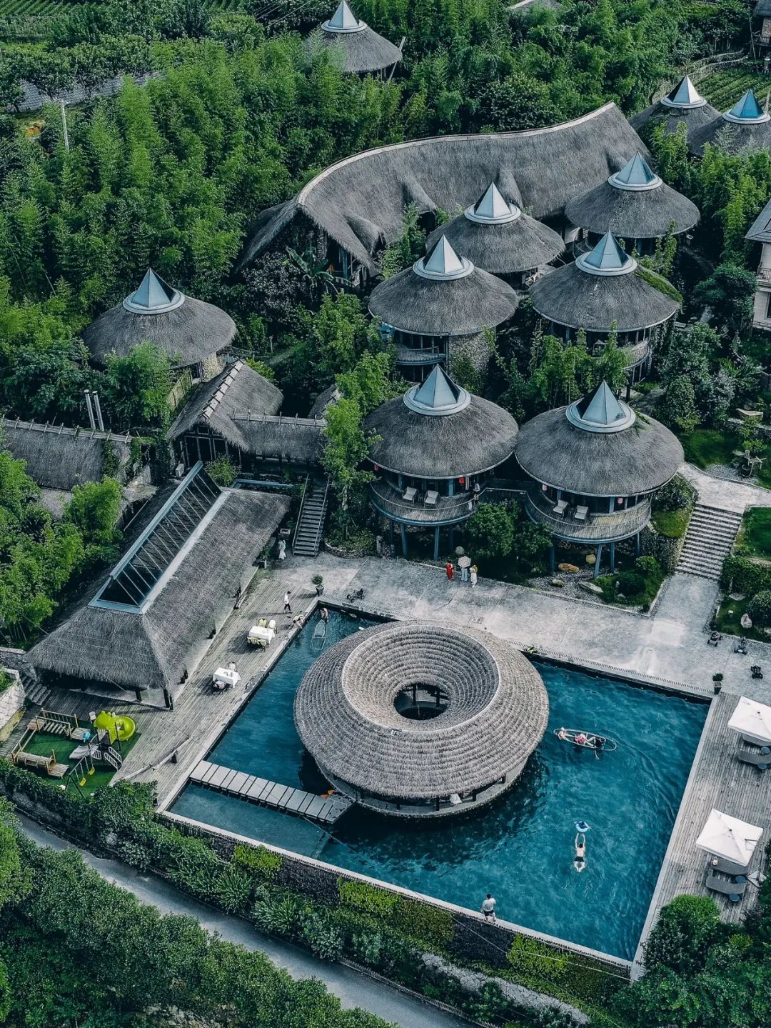 巴厘岛绿野仙踪,巴厘岛住进星空顶梦幻蘑菇屋