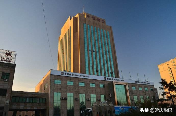 閰掑簵鍙戝睍瓒嬪娍鑹ソ (閰掑簵鎸佺画鍙戝睍)