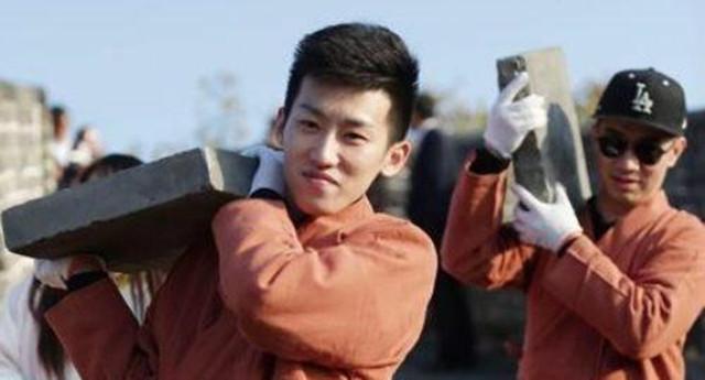 富二代被害得家破人亡后回来报仇,富二代破产爸妈被抓