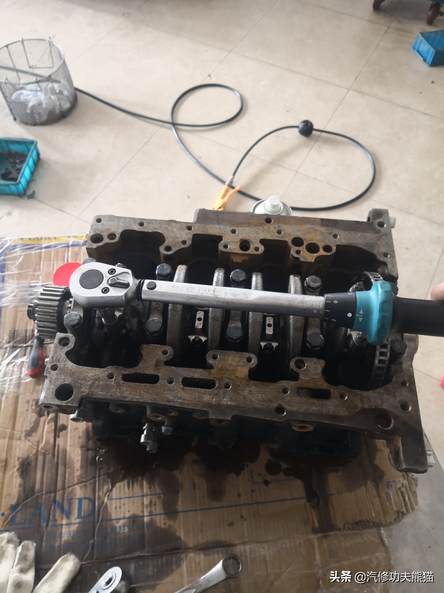 10年奥迪a6l2.0t烧机油怎么解决,10年奥迪a6l2.0t烧机油维修