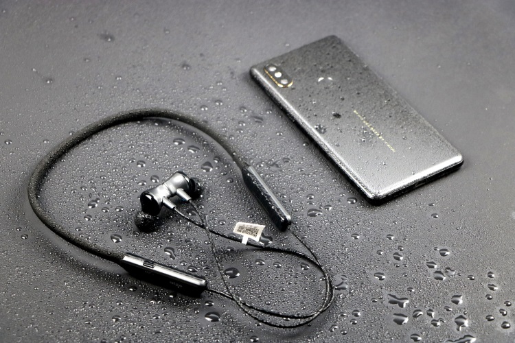 爱国者w06耳机,教你选蓝牙耳机