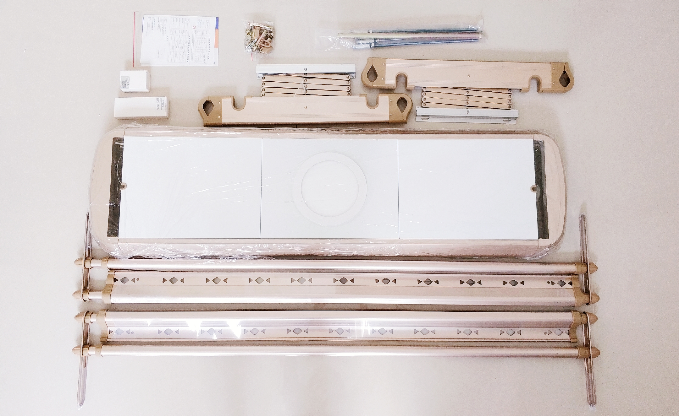 阳台晾衣神器节省空间,节省空间晾衣设计