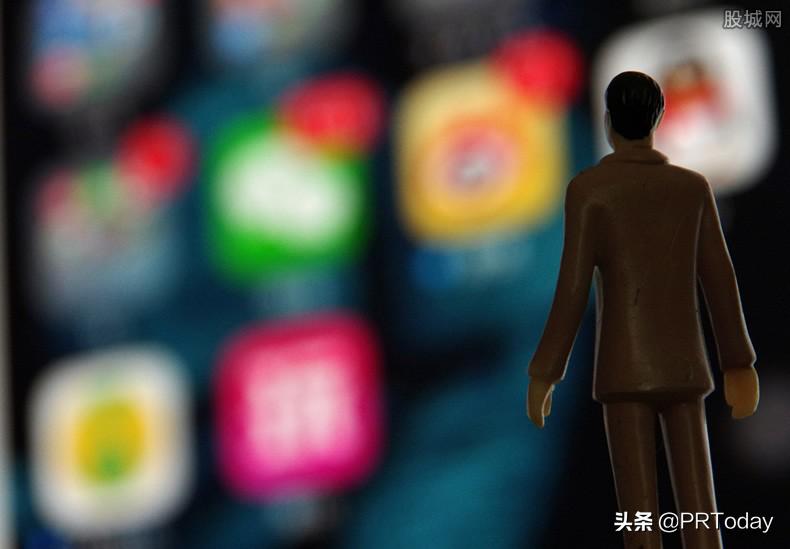 个人轨迹qq活动,qq个人轨迹上线满屏都是回忆杀