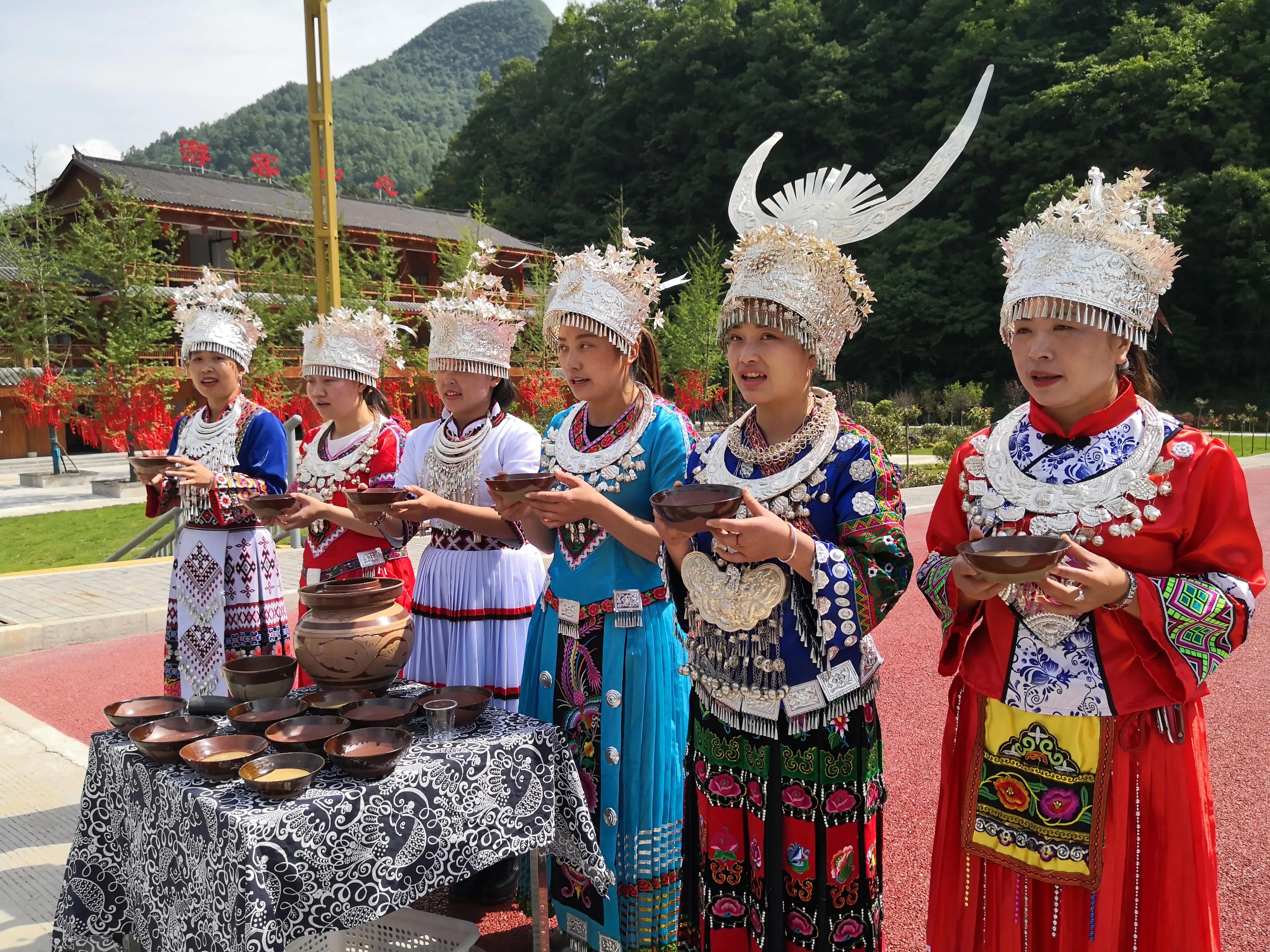 世界天坑之旅全集,世界天坑镇巴宣传片