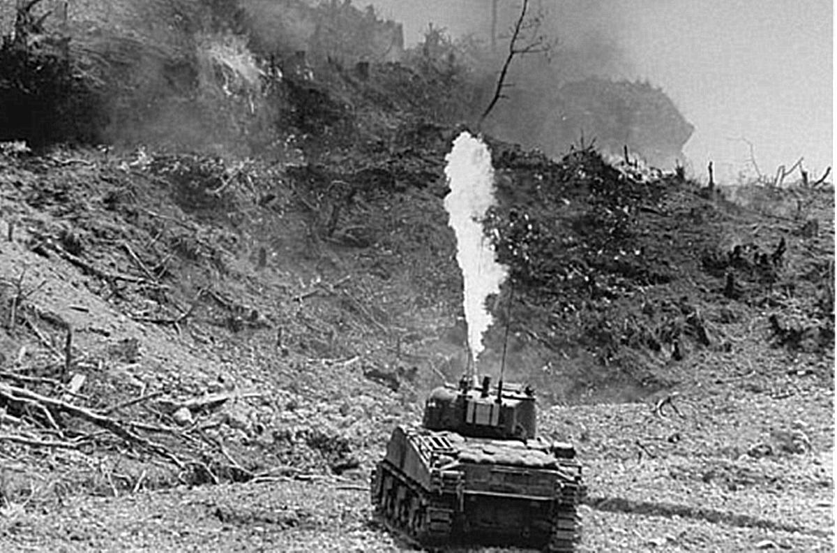 冲绳岛战役美军虽胜犹败,冲绳岛战役美军出动多少装备