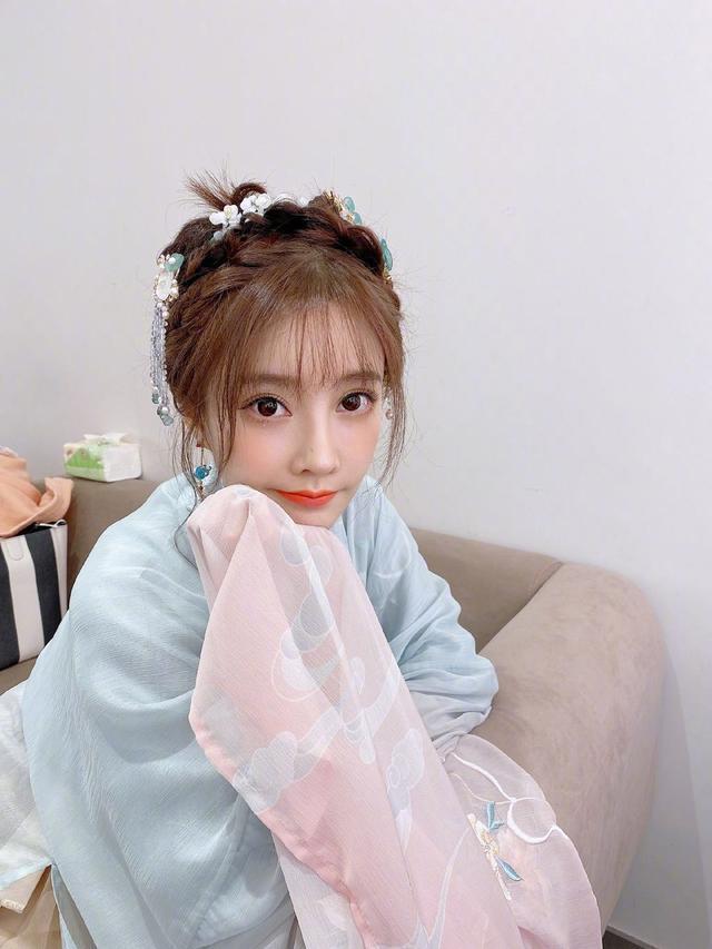 冯提莫mv既视感后期流程全揭秘,冯提莫首播秀嗓音状态