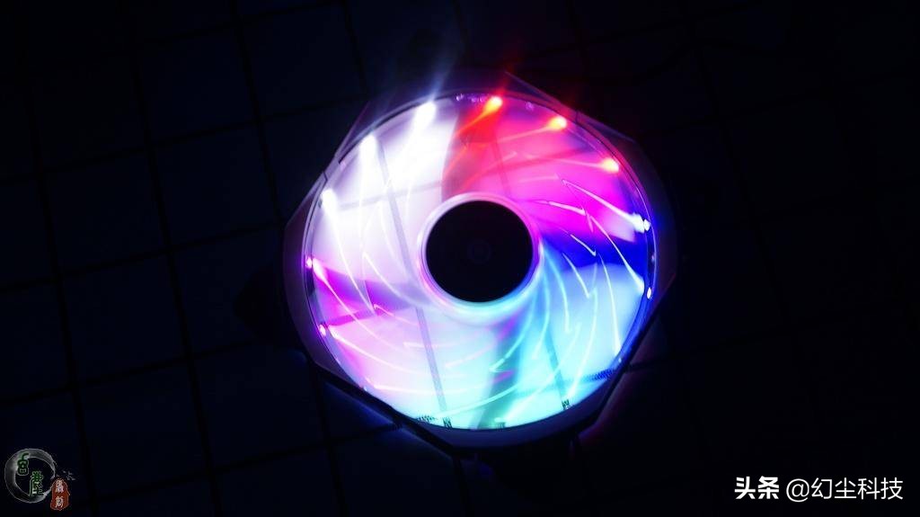 曾经的奢侈品已不再高贵,曾经的高端产品已平民化