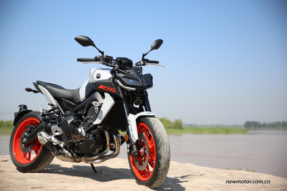 雅马哈mt-09三缸声浪,雅马哈mt09真实感受