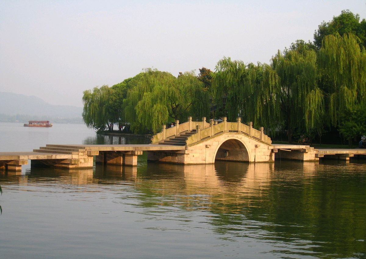 杭州旅游全攻略必去景点,杭州旅游必去的景点攻略路线