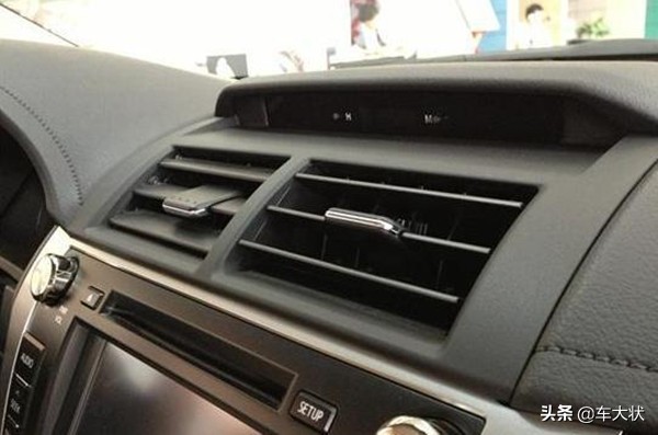 冬天开车暖风开内循环还是外循环,冬天开车暖风降温特别快