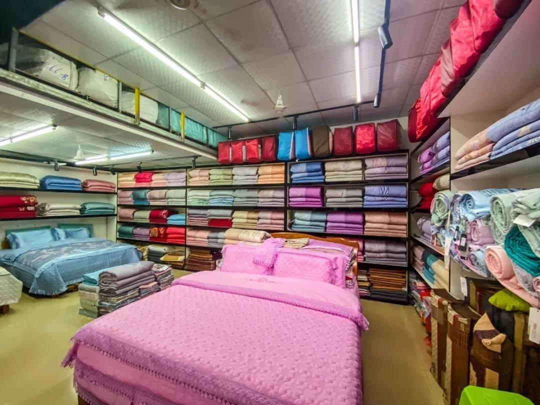 霞山外贸纺织城、服装城618狂欢节，消费满58元抽奖，100%中奖