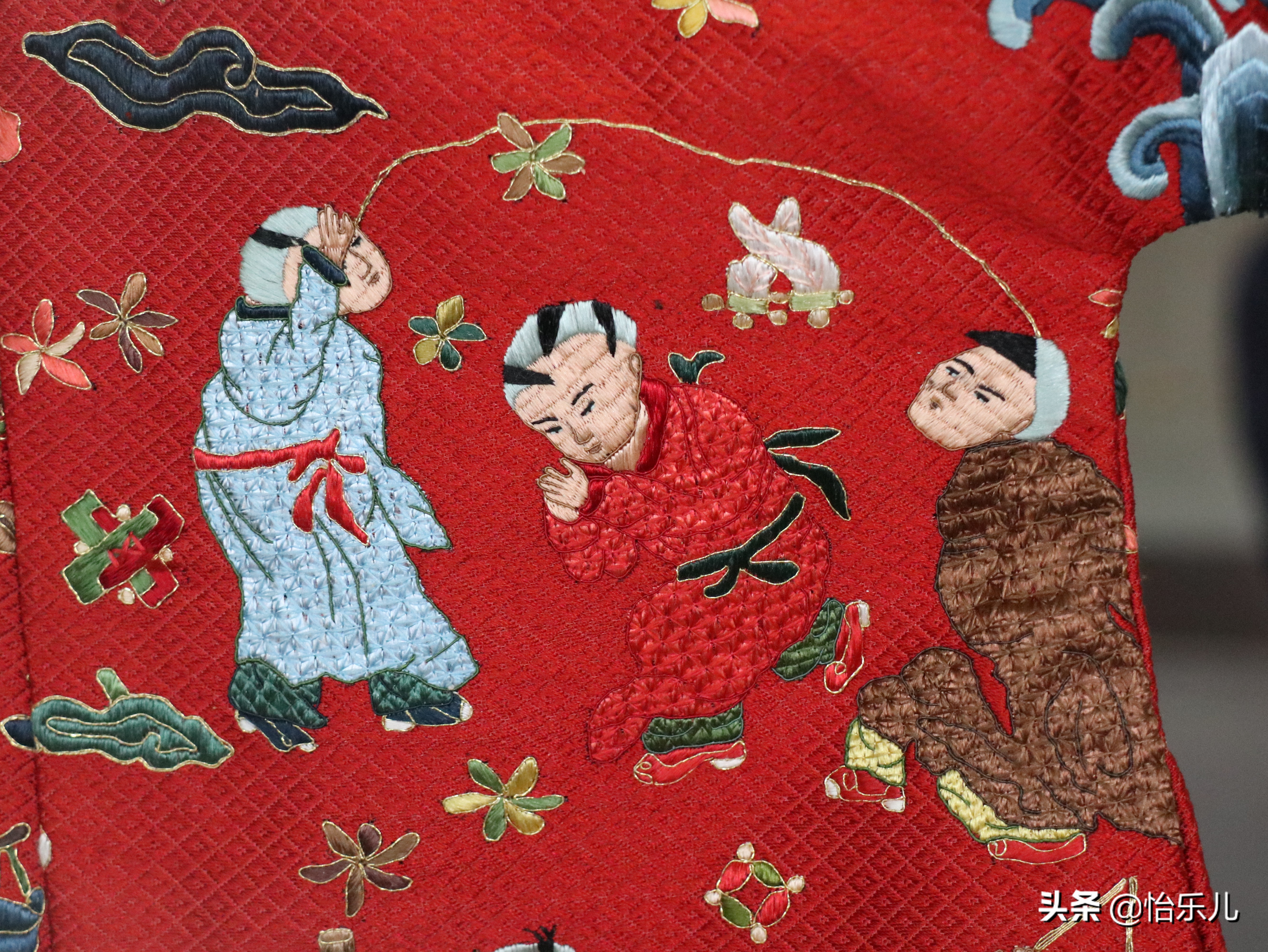 明十三陵出土文物百子衣,明定陵出土服饰