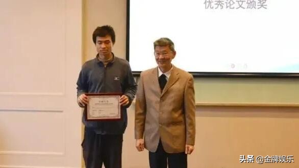 数学天才韦东奕平时生活是怎样的,数学天才韦东奕一年多少钱