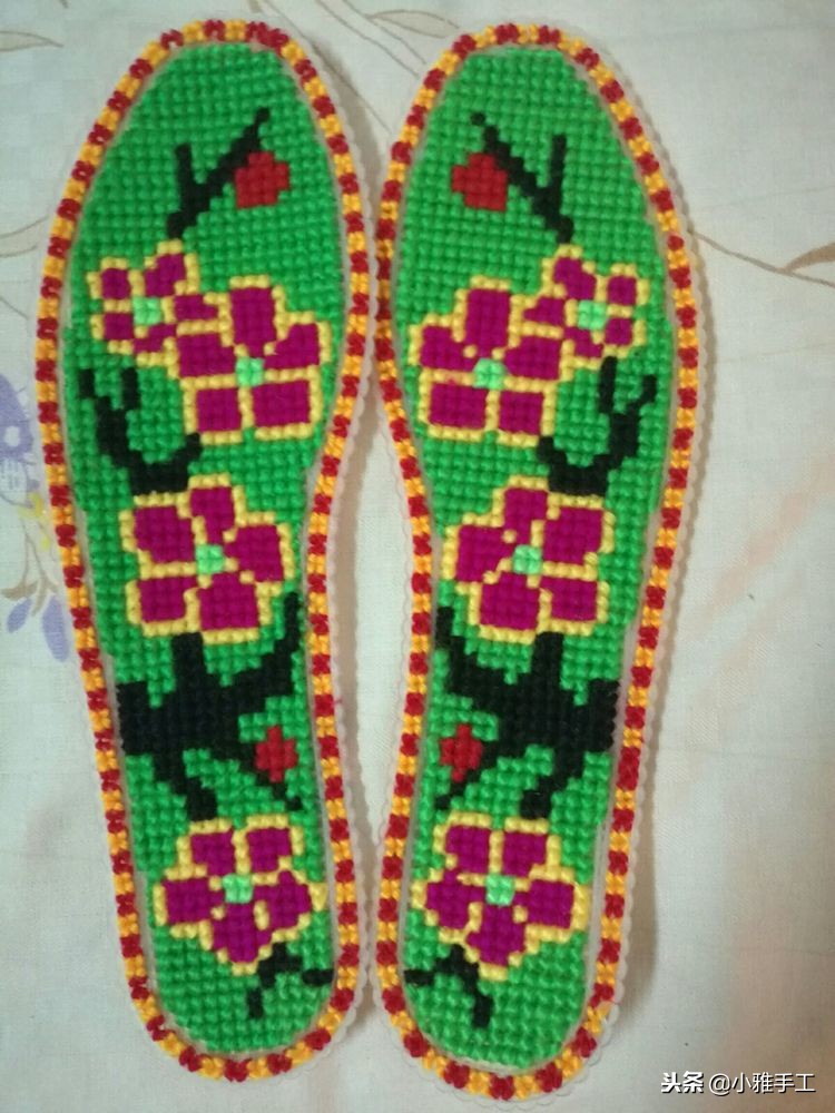 云南小巧妹自做鞋垫刺绣教程,孙姐手工刺绣鞋垫教程