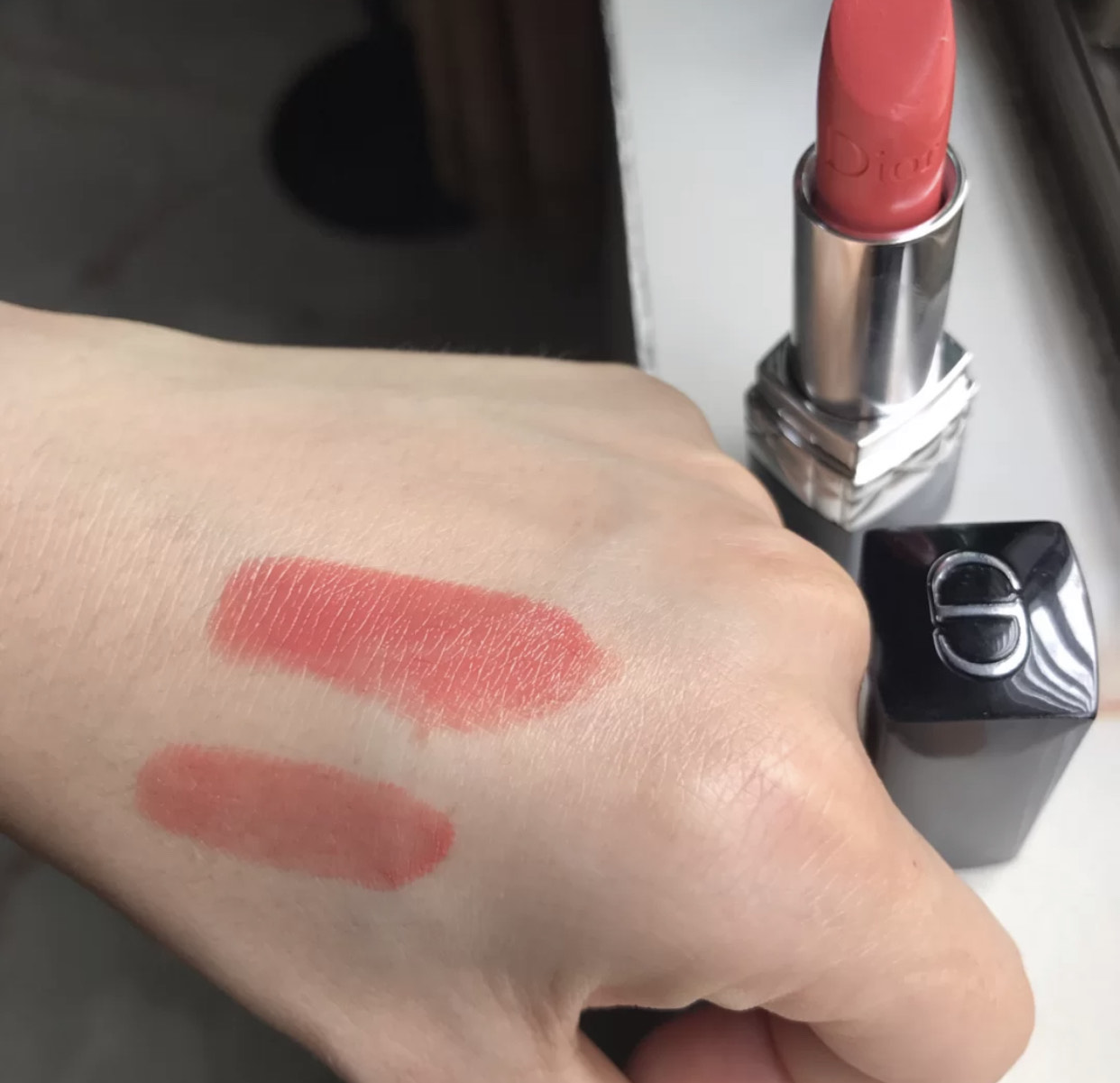 大牌冷门色号涂上惊为天人,一看就很贵的配色