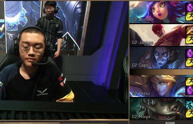 游戏首班车：塞拉斯削弱史，我们见证了他从机制英雄变成了憨憨