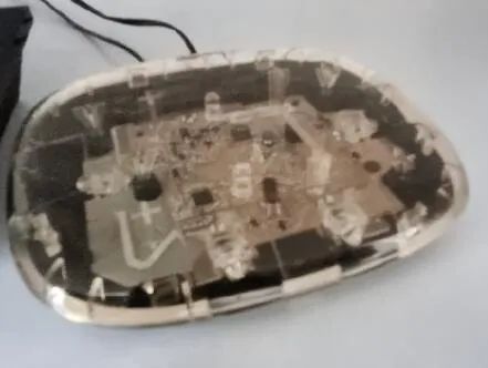 这个手机镜头竟能拍透视照？我劝你善良