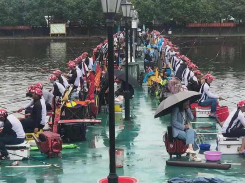 中国钓王邓刚的疯狂人生,中国钓王的疯狂人生