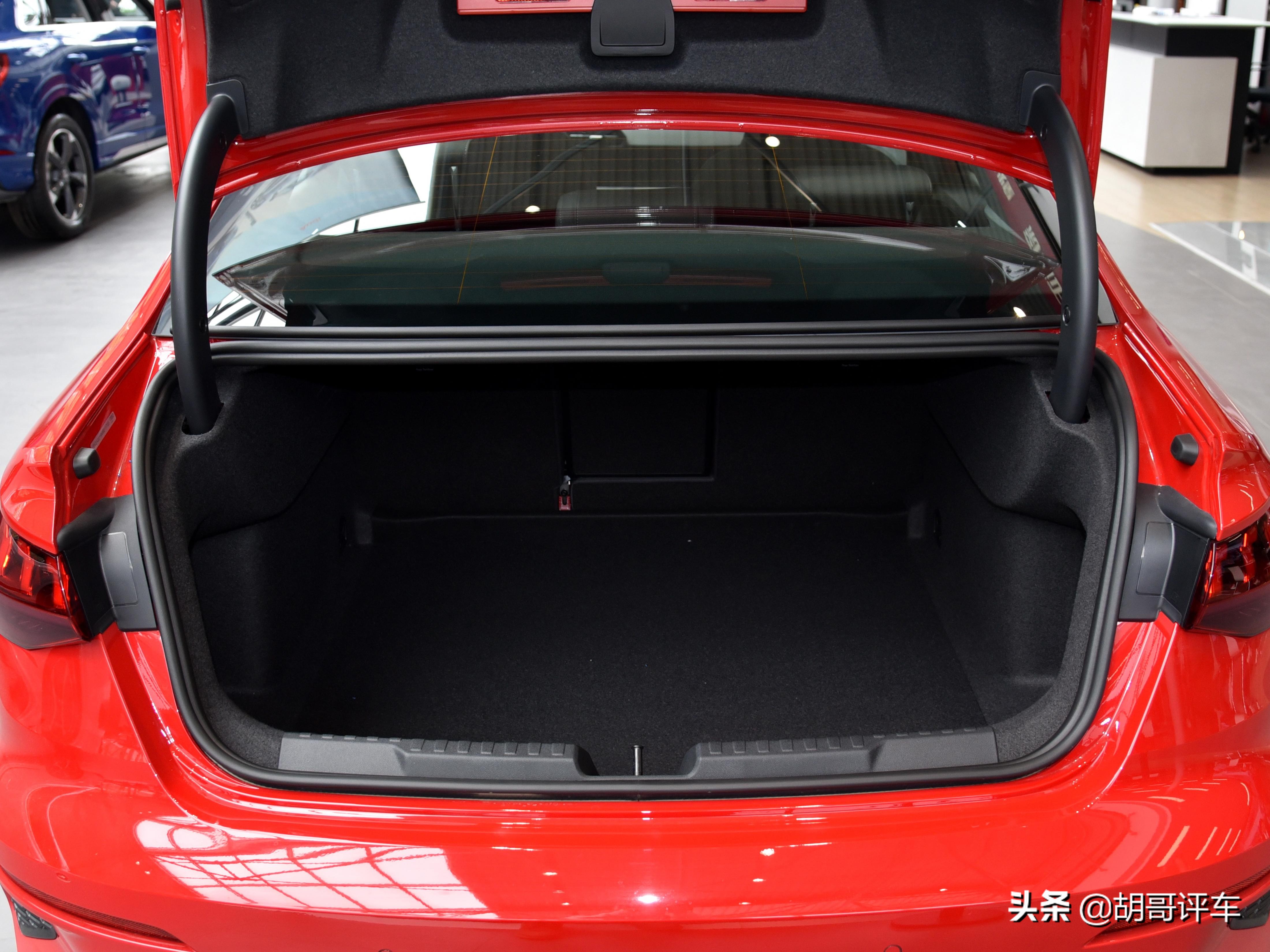 2020款奥迪a3豪华品牌入门首选,价格便宜的大尺寸车