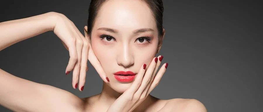 爱挤痘痘和黑头是什么病,为什么有些人喜欢挤黑头