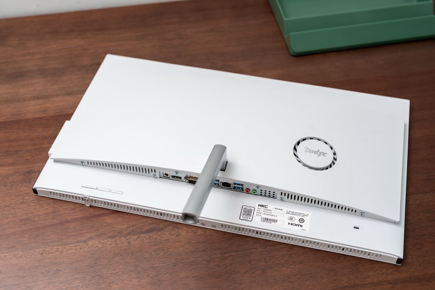 性价比的一体机体验怎样?HKC蚂蚁电脑