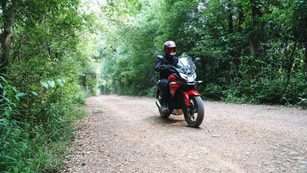 新大洲本田cbf190x骑行感受,本田拉力摩托车cbf190x