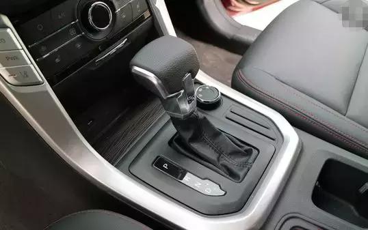 年末买车优惠力度最大吗,春季买车特惠