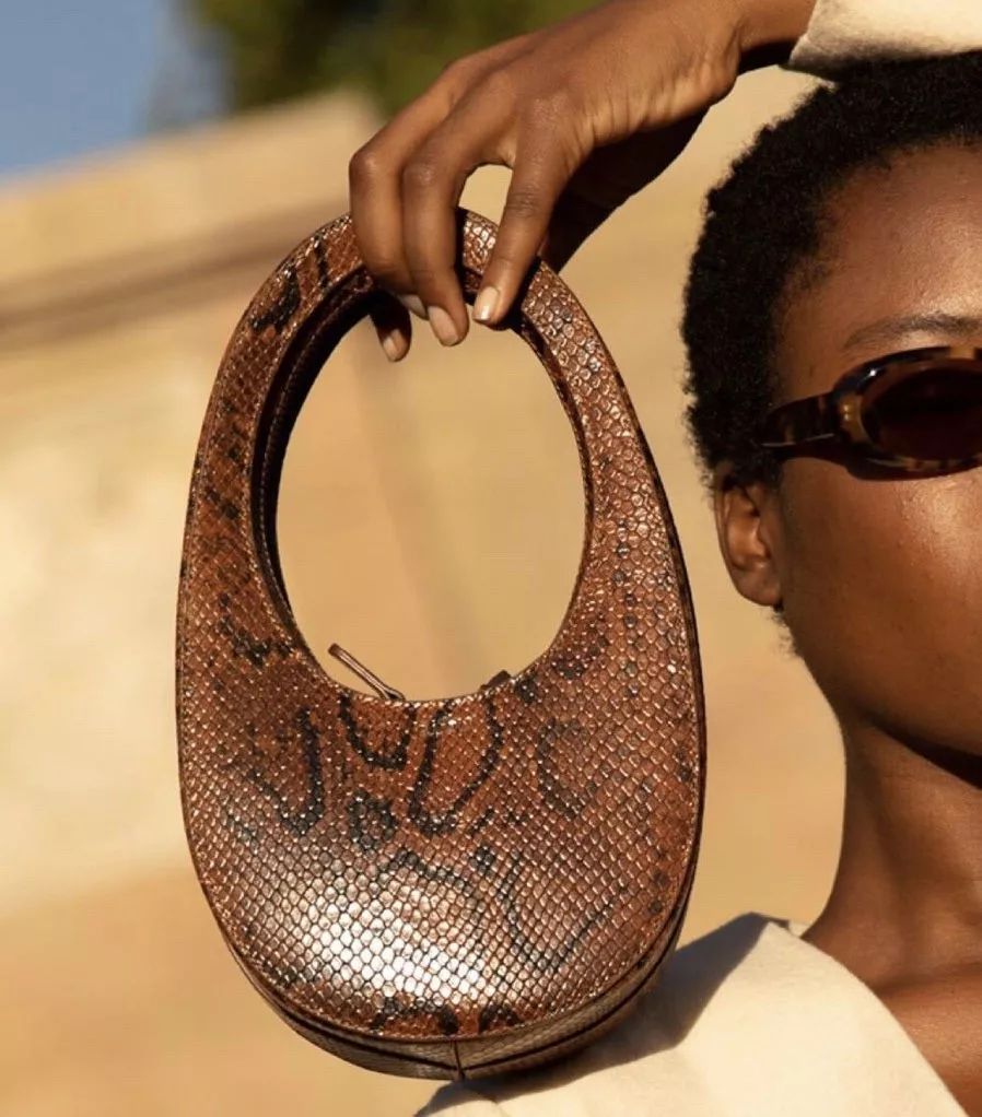 最近常背的千元小众包,最值得入手的小众品牌包