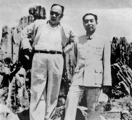 周恩来到底有什么魅力?不是元帅,但开国将帅都对他推崇备至