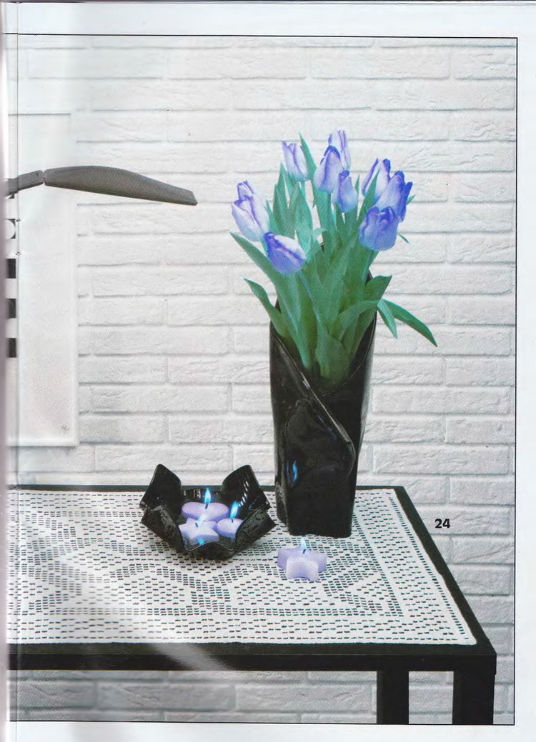 有漂亮的台布钩针图解吗,钩针编织桌布盖巾教程