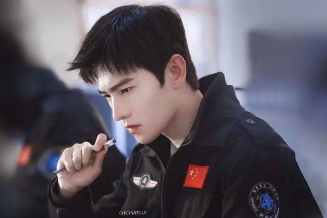 杀疯了，舔屏之余扒一扒《你是我的荣耀》为啥爆火