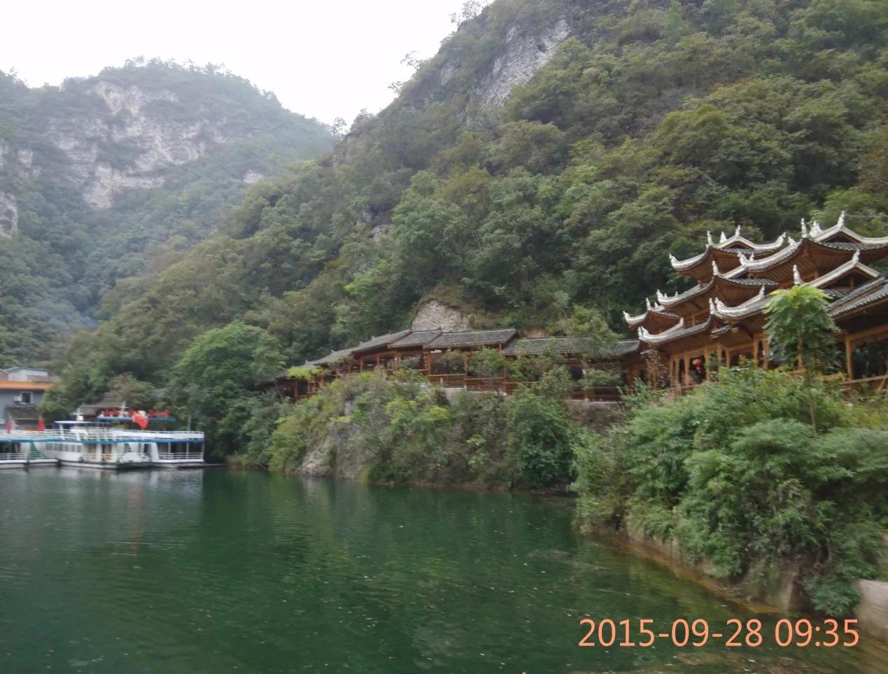 黄果树荔波小七孔苗寨镇远两日游,千户苗寨梵净山黄果树三日游