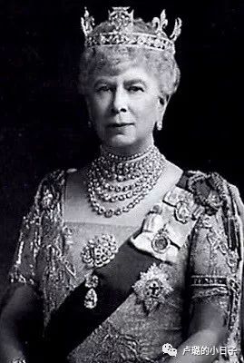 英国女王胸针高档轻奢,女王最贵胸针排行榜