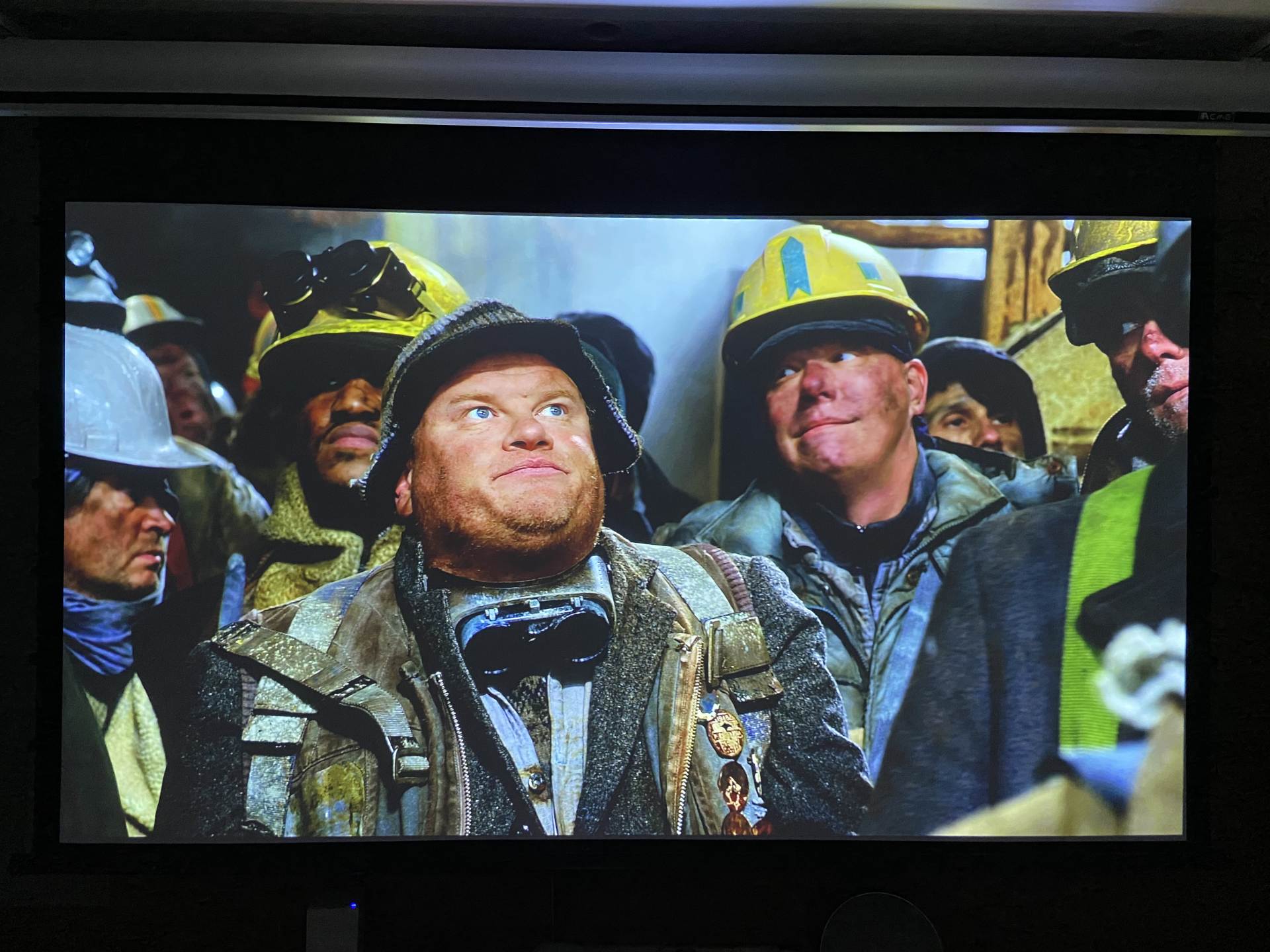 在家体验电影院,私人影院看电影体验