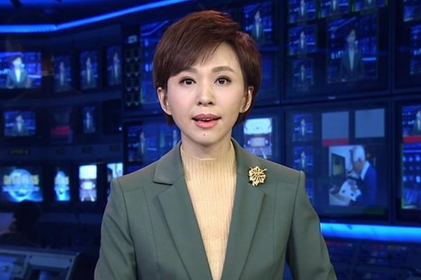 新闻30分钟朝闻天下主持人,朝闻天下主持人与新闻联播主持人