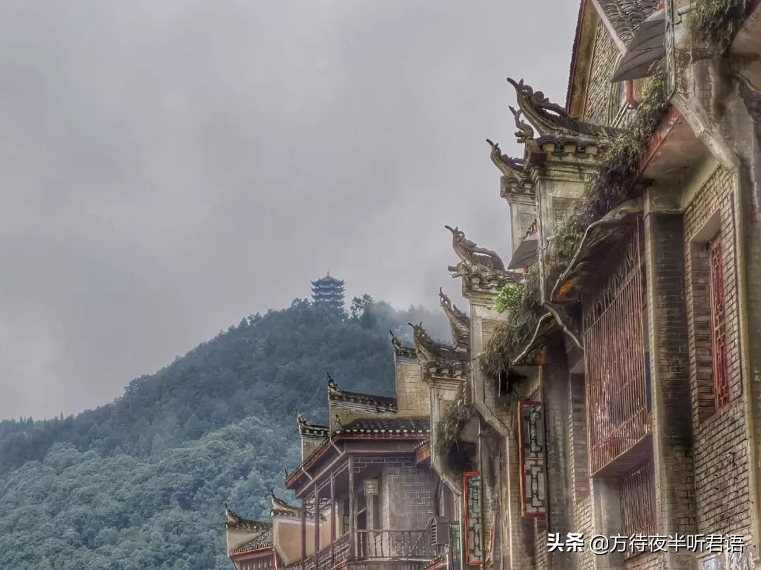 凤凰古城边城沈从文,凤凰古城沈从文边城