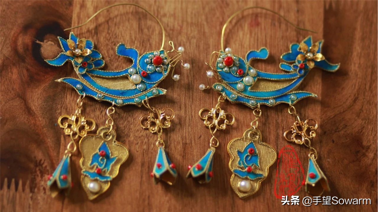 95后小姐姐用捡来的易拉罐做凤冠,手工diy古风凤冠教程易拉罐