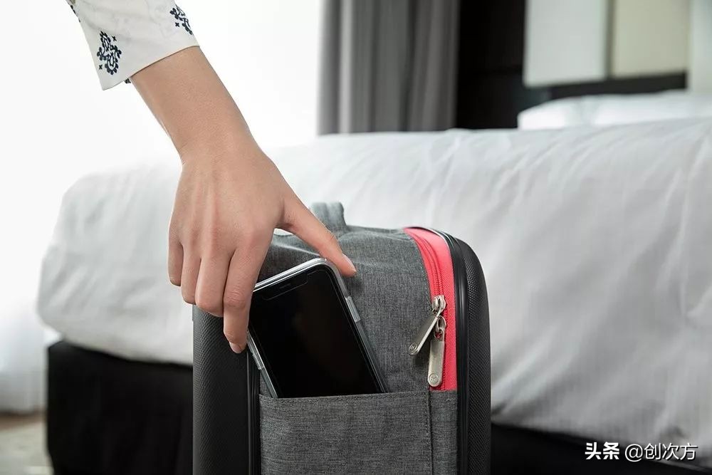 可以扩展的折叠行李箱,容量大又轻便的行李箱
