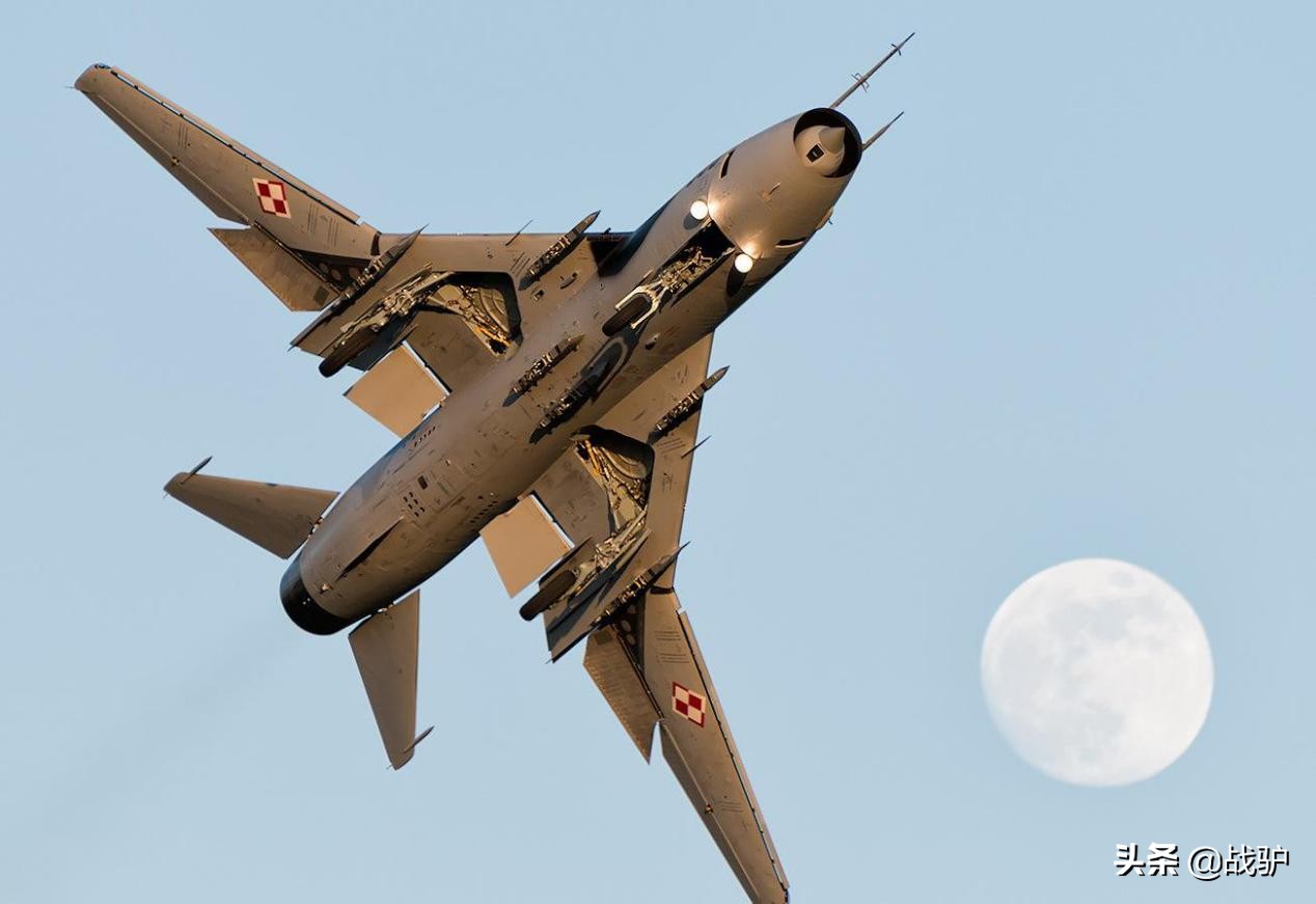 波兰与美签署购买f-35战机合同,波兰订购多架f35