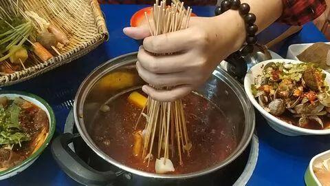 巴中草坝街路边串串搬哪了,草坝街火锅