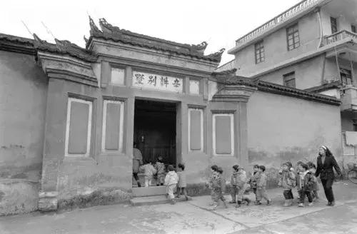 福建长汀县,何以在毛*东泽**眼中是革命“根本重地”?