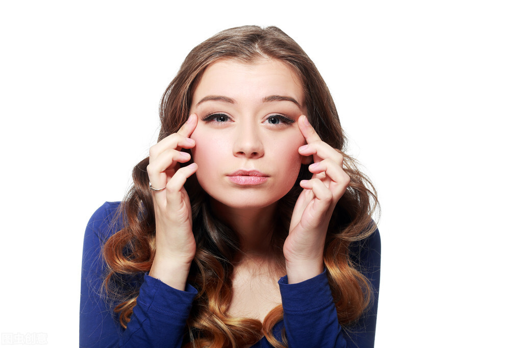 快速消除眼部皱纹眼袋的好妙招,解决眼部皱纹最快的方法