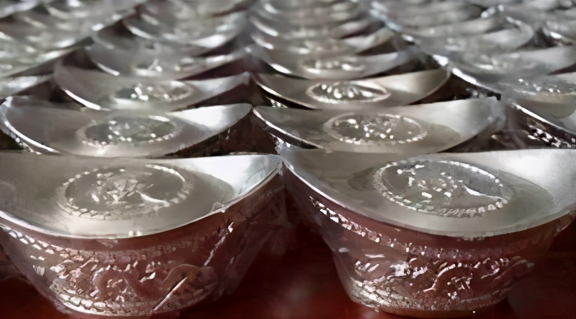 电视连续剧白花花,白花花的银子像什么