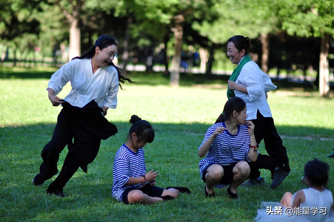 2021高考语文作文最热门话题,2020高考作文热点评析素材