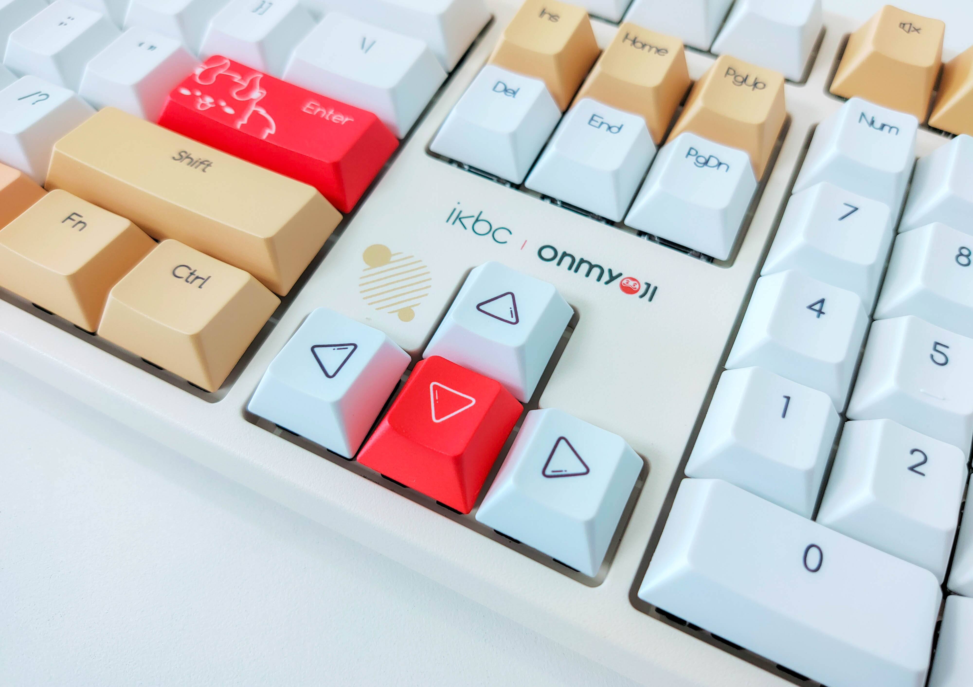 阴阳师八岐大蛇机械键盘,阴阳师八岐大蛇联名机械键盘